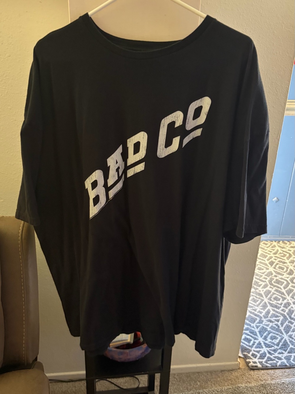 Black Logo Men's T-Shirt